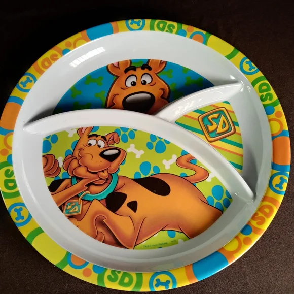 Amscan Scooby-Doo 9 Inch Dinner Plates - 8 Count, Birthday Party Supplies